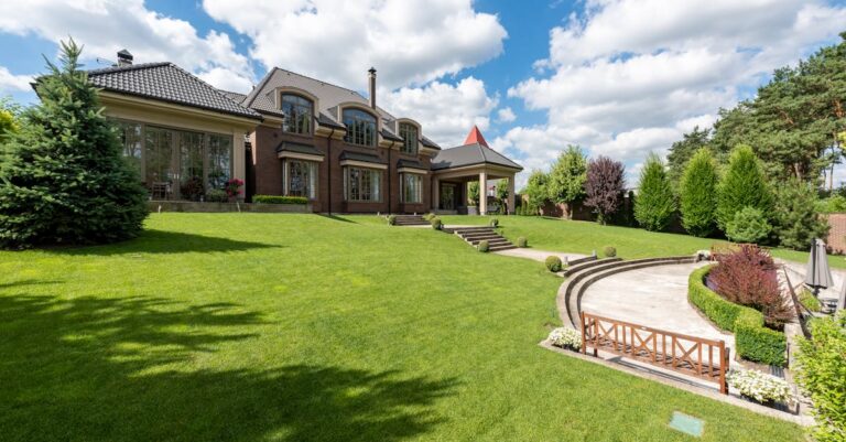 Chain-Free Properties: Are They Really Worth the Premium?